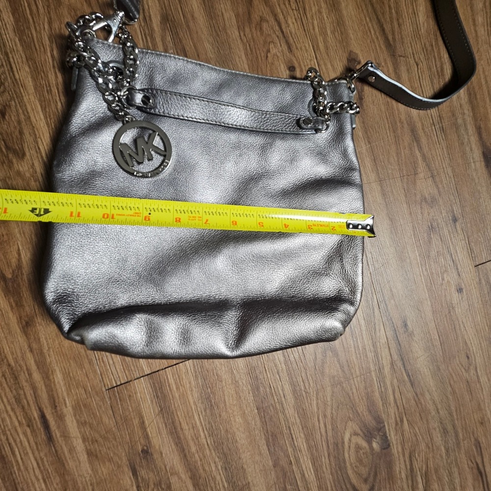 Michael Kors Metallic Silver Leather Crossbody Bag Chain Strap Convertible - Picture 6 of 6